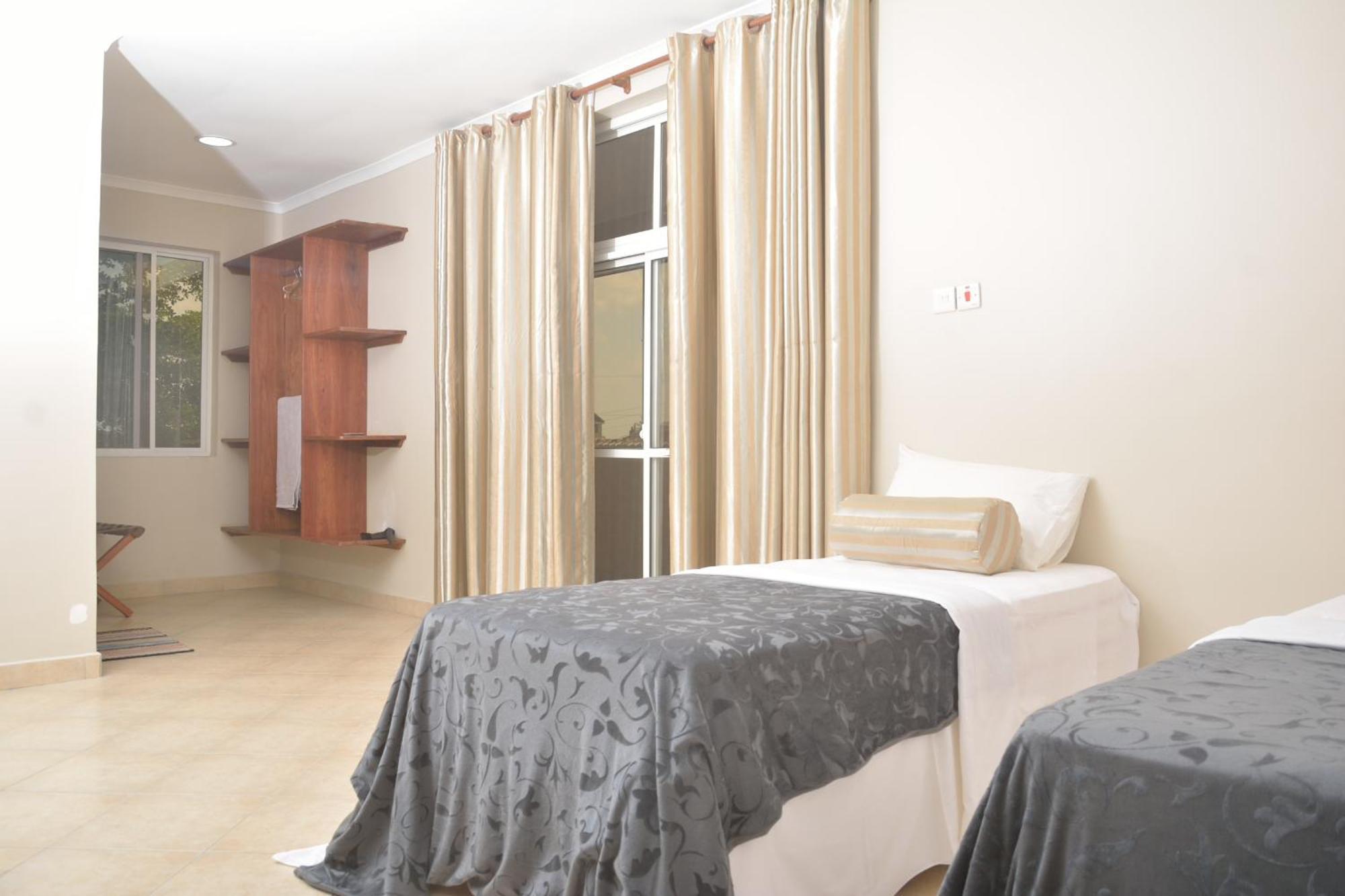 Triniti Airport Hotel Dar es Salaam Room photo