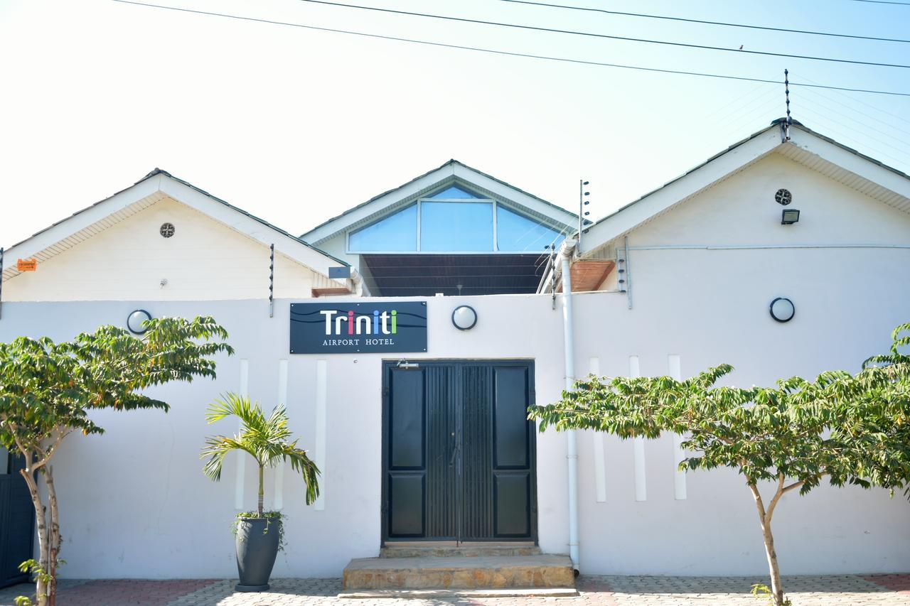 Triniti Airport Hotel Dar es Salaam Exterior photo